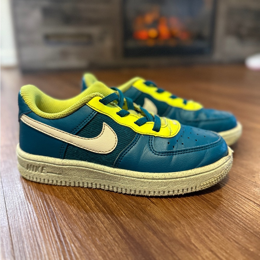 Nike Air Force 1